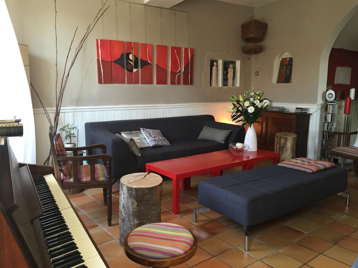 Au Detour Du Larrech Bed & Breakfast Castillon-en-Couserans Bagian luar foto