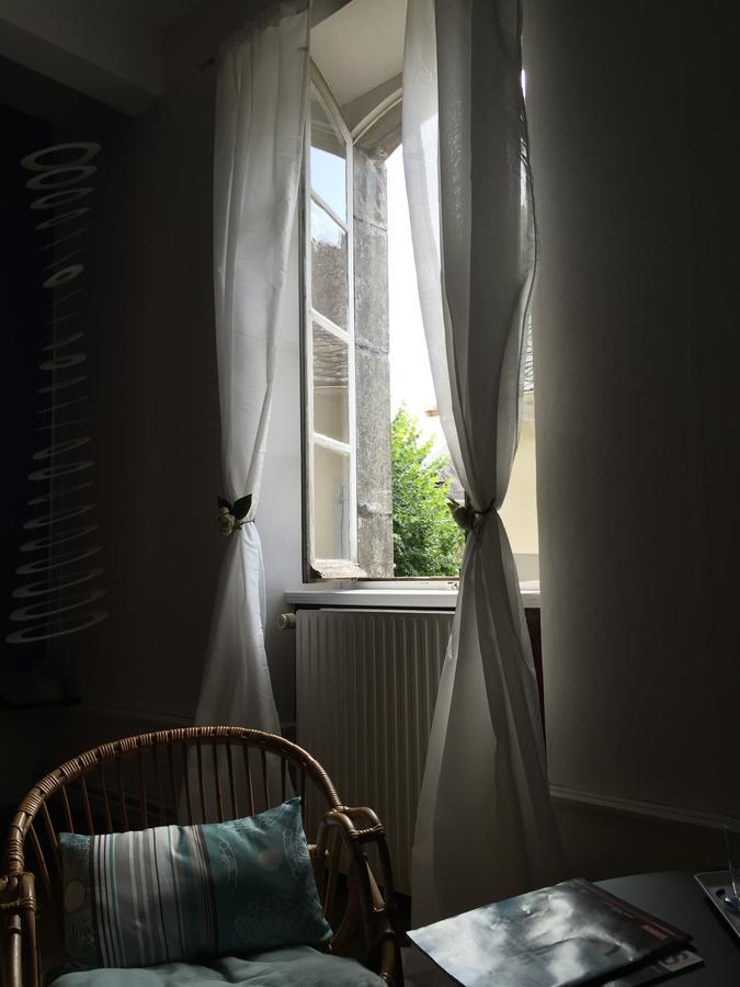Au Detour Du Larrech Bed & Breakfast Castillon-en-Couserans Bagian luar foto